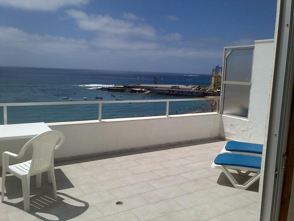 Apartamentos Luz Playa Las Palmas de Gran Canaria Room photo